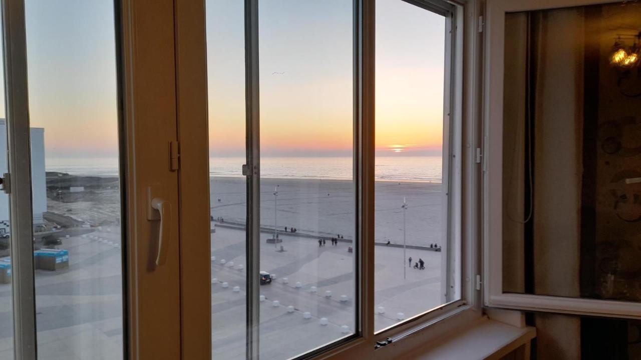 Berck: Front De Mer Avec Vue Sur La Plage Esterno foto